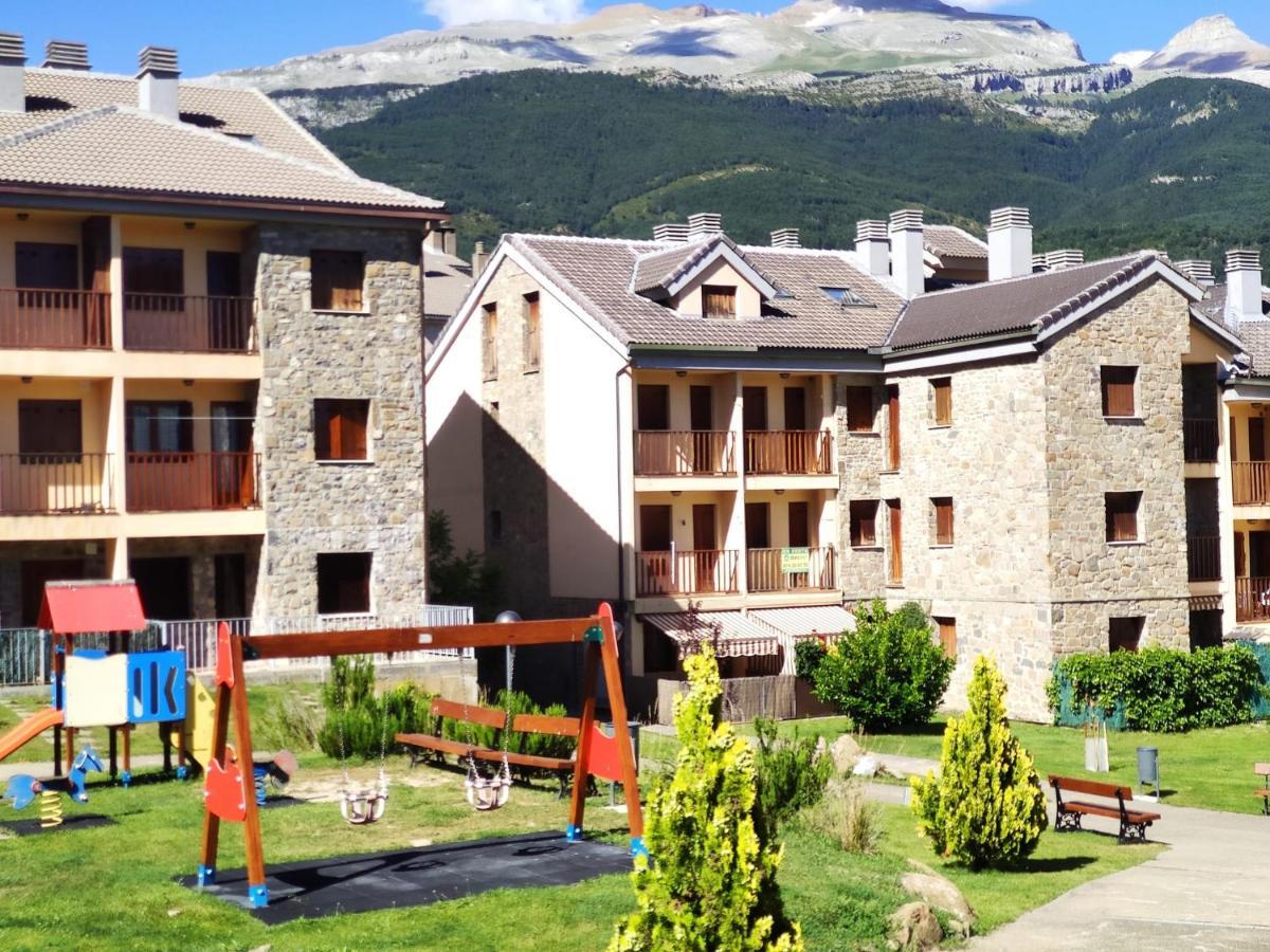 Apartamento El Roble Villanúa Eksteriør bilde