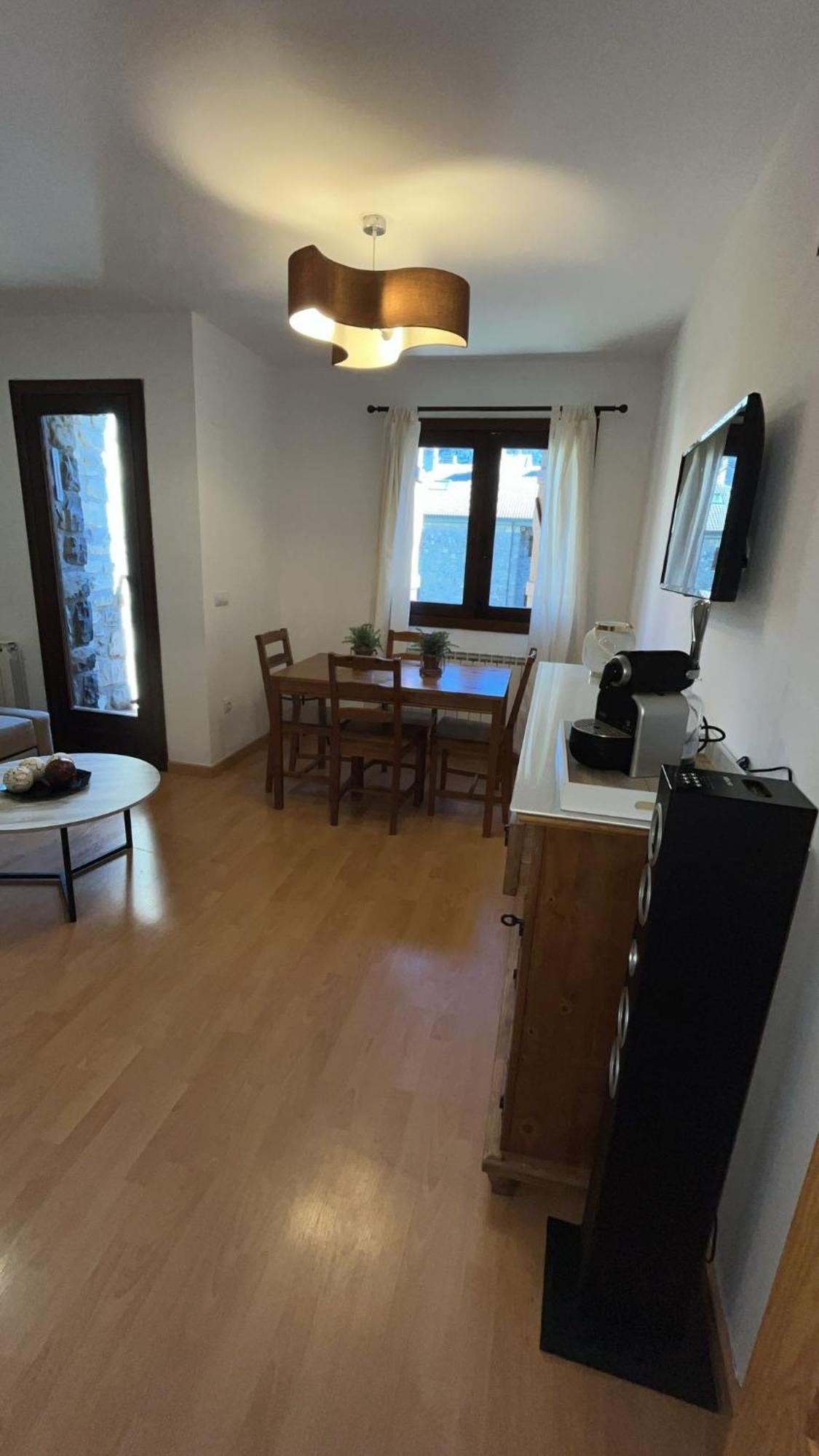 Apartamento El Roble Villanúa Eksteriør bilde