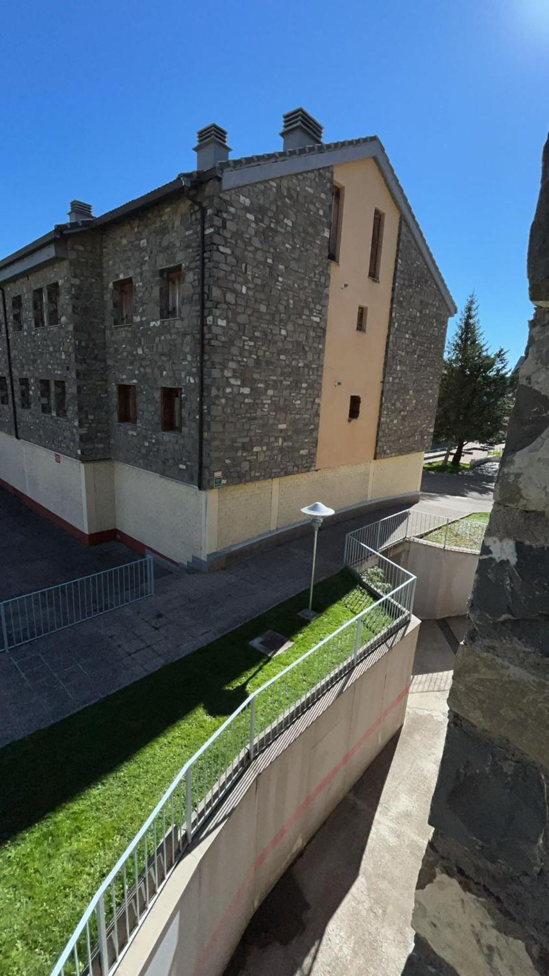 Apartamento El Roble Villanúa Eksteriør bilde